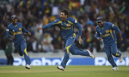 Champions Trophy: Sri Lanka seals semi-final place in tense finish
