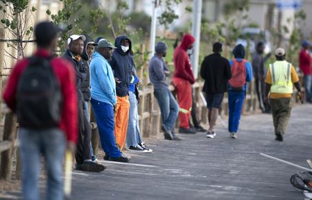 Another Nelson Mandela Bay hospital cracks, while the Western Cape admits most people refuse its quarantine facilities