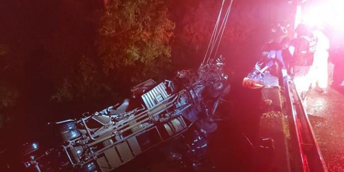 Horror Limpopo bus crash leaves 20 dead and dozens hospitalised