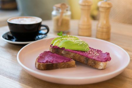 What is ‘clean eating’ and how can it affect wellbeing?