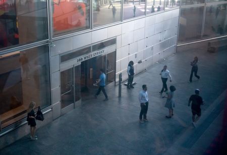 Wall Street kept hiring throughout 2022 despite expense woes