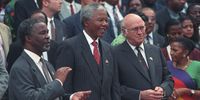 Thabo Mbeki, President Nelson Mandela and FW De Klerk on the day South Africa’s Constitution was adopted, May 1996. (Photo: Gallo Images / Oryx Media Archive / Benny Gool)