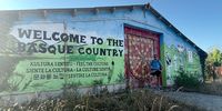 The Husband at a painted house, showing the way between Zubiri and Pamplona, Spain, 4 August 2023. (Photo: Pauli van Wyk)