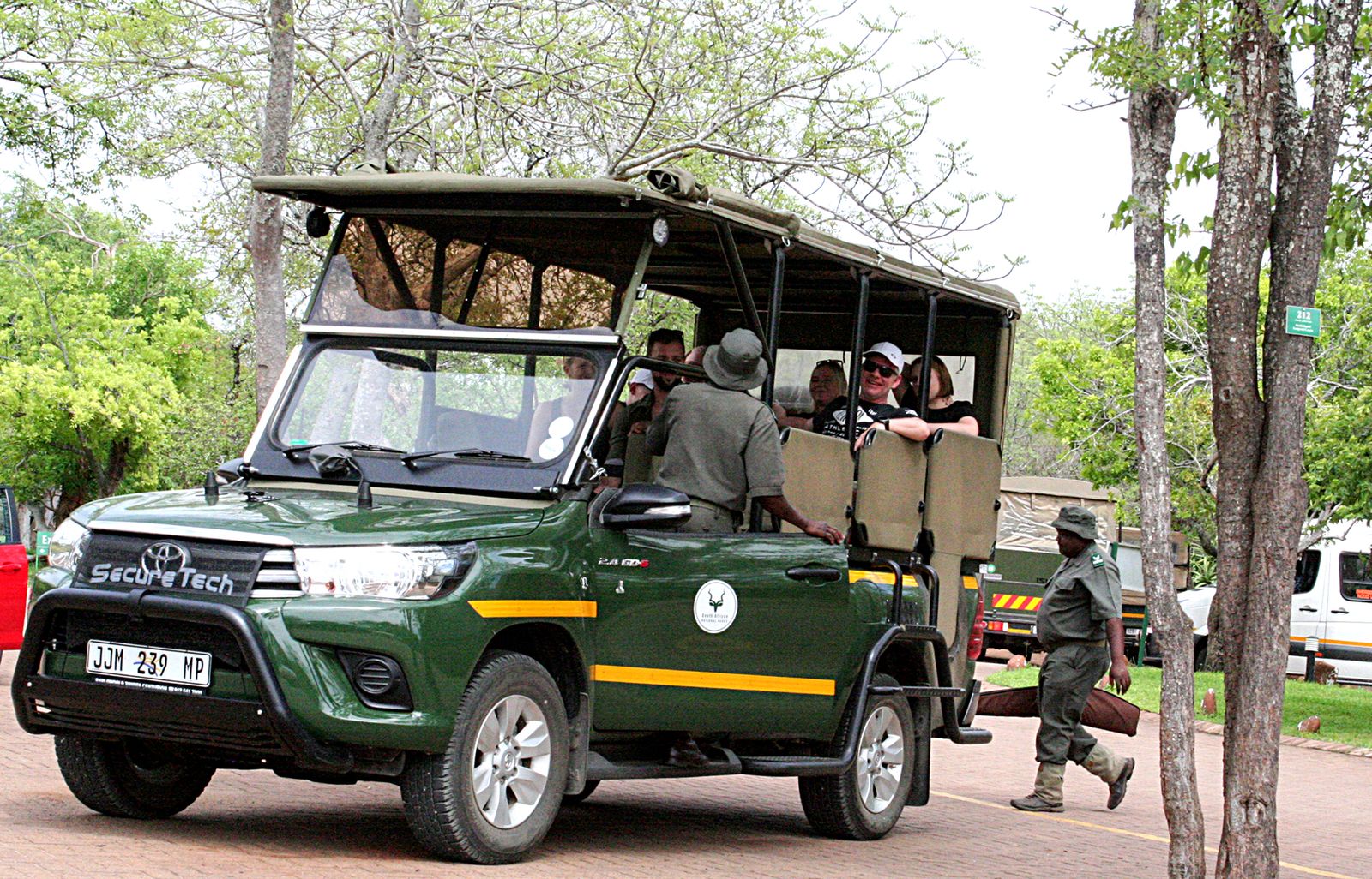 Tourists embark on a game drive in the Kruger National Park. (Photo: Tony Carnie)