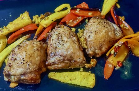 AirFryday: Chicken thighs with eccentric accompaniments