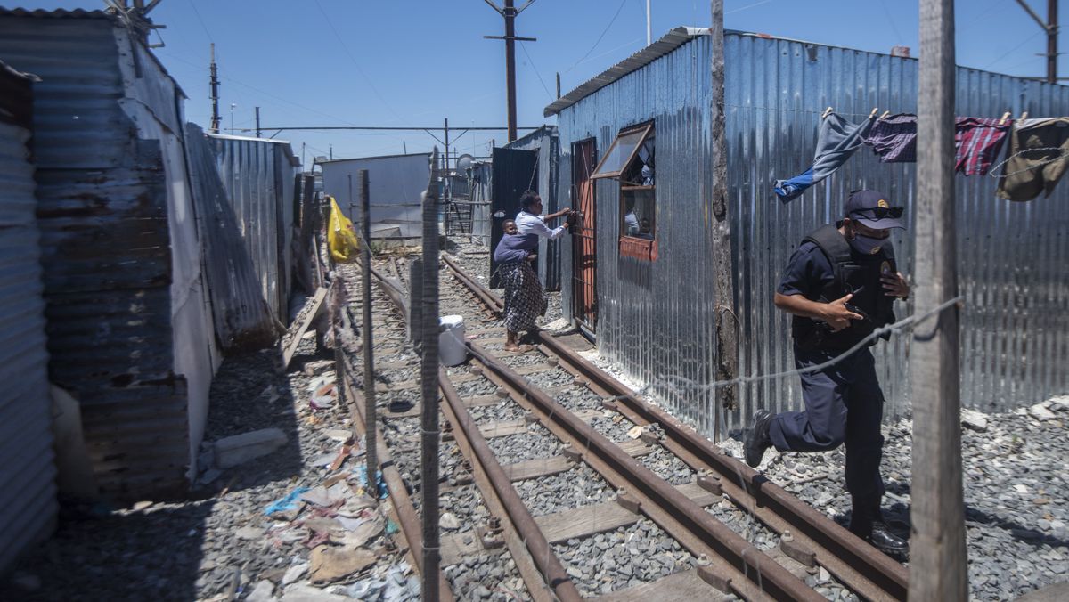 What Prasa needs to do to get crumbling Philippi station on Cape Town’s ...