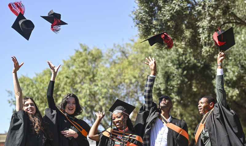 New bursary toolkit aims to help more postgraduate students finish their studies