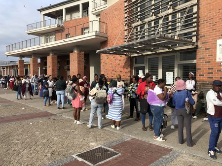 Grant beneficiaries are still battling to use Sassa’s new biometric system