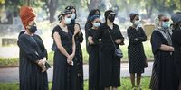 Mourners observe funeral proceedings at West Park Cemetery in Johannesburg on 4 March 2021. (Photo: Shiraaz Mohamed)
