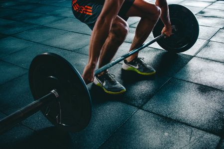 Lifting weights once a week linked to reduced risk of premature death – new study