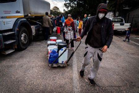 Waiting for water: Joburg hospital patients and communities bear the brunt of taps running dry