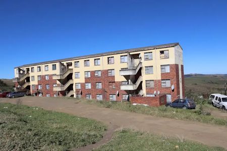 Butterworth’s crumbling apartheid-era flats are ‘a ticking time bomb’ amid fight over rent