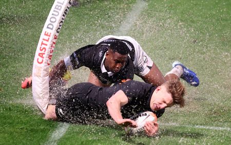 Clinical All Blacks thrash directionless Sharks in ugly mismatch