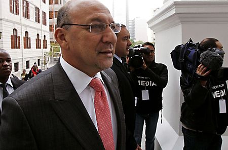 Manuel beats the alliance; Maroga doesn't get its (official) backing