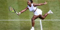 Serena Williams plays a forehand in her 2019 Wimbledon semifinal singles match against Barbora Strycova. (Photo: Laurence Griffiths / Getty Images)