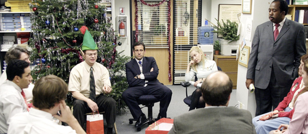 Party season is coming. Here are two ways to make small talk less awkward