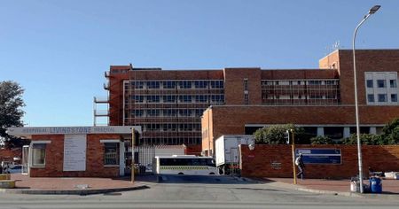 Man jumps to death from window of Gqeberha’s Livingstone Hospital