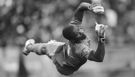 Senzo Meyiwa murder trial – witness raises more red flags around  crime scene tampering