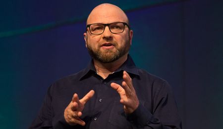 The Gathering (Video, Session 6): Andrew Feinstein unravels the web of global corruption