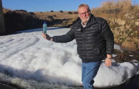 Plan to ‘nail’ municipal managers stirs debate on solving the national sewage crisis