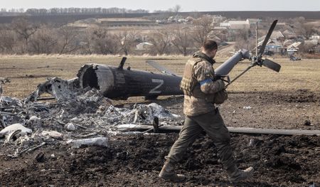 Putin says Russia will continue gas supply to Europe amid rouble row; direct talks to resume