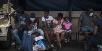 Passengers wait their turn to board a taxi at Johannesburg’s Wanderers long-distance taxi rank on 17 December 2020. (Photo: Shiraaz Mohamed)