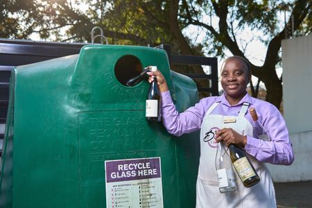 Wine, dine and recycle: how hospitality is pouring back into glass recycling