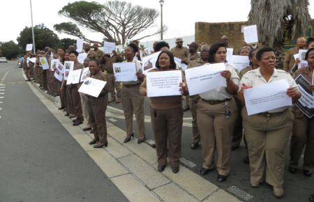 Wardens picket at Pollsmoor prison demanding higher wages, better working conditions