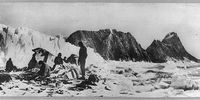Shackleton's expedition to the Antarctic on Elephant Island where Sir Ernest Shackleton found lost party. Image: Hurley, Frank, 1885-1962, photographer; Underwood & Underwood, copyright claimant; Library of Congress Prints and Photographs Division Washington
