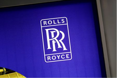Rolls-Royce wins $11bn UK nuclear submarine contract