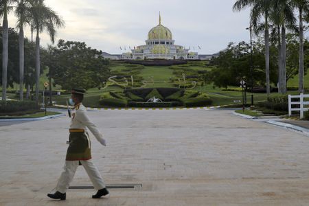 Malaysia's PM faces calls to quit after failed bid for emergency rule