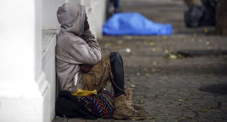 WATCH — Giving money to beggars: does it make their lives better?