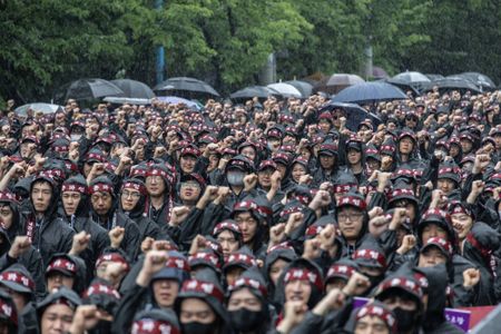 Samsung workers plan to strike ‘indefinitely’ in risk to global tech