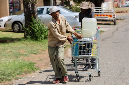 As Rand Water warns of wider system collapse, Soweto and Johannesburg taps still dry