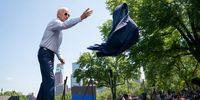 Former U.S. Vice President and Democratic presidential candidate Joe Biden takes off his jacket as he takes the stage for a campaign kickoff rally, May 18, 2019 in Philadelphia, Pennsylvania. Since Biden announced his candidacy in late April, he has taken the top spot in all polls of the sprawling Democratic primary field. Biden's rally on Saturday was his first large-scale campaign rally after doing smaller events in Iowa and New Hampshire in the past few weeks. (Photo by Drew Angerer/Getty Images)