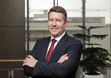 Credit markets attract yield-hungry global investors