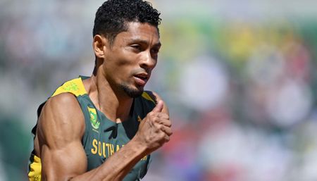 SA Champs - Caster Semenya watches from the stands, Wayde van Niekerk wins 400m heat