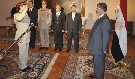 Egypt: Morsi moves against the military's top brass
