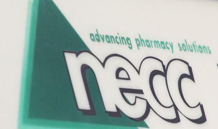 US meningitis deaths rise, FDA faces new questions