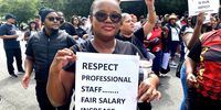 Siya-UCTstaff-Strike