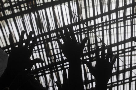 Government surprises by scrapping private prisons