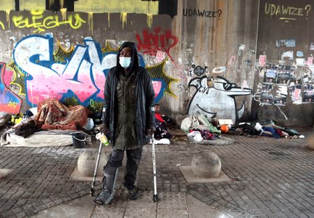 ‘Skarrelling’ on the streets: lockdown leaves people with nowhere to call home