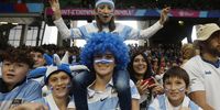 Argentinian supporters cheer prior to the Rugby World Cup Pool D match between Argentina and Samoa in Saint-Etienne, France, 22 September 2023.  EPA-EFE/GUILLAUME HORCAJUELO