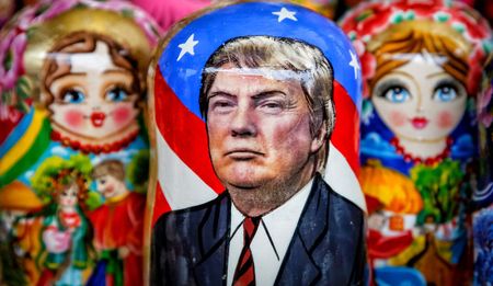 No One Wanted Trump Portrait, So His Charity Had to Buy It (2)