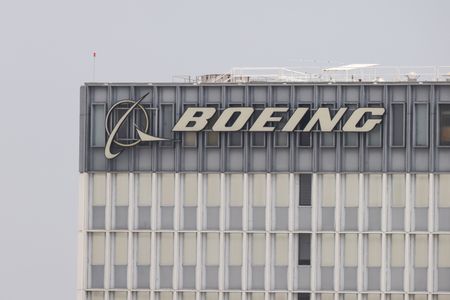 US FAA certifies Boeing 737 MAX 7 in win for planemaker