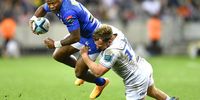 Wandisile Simelane of the Stormers and Liam Turner of Leinster during the URC match between DHL Stormers and Leinster at DHL Stadium on 27 April in Cape Town. (Photo: Ashley Vlotman/Gallo Images)
