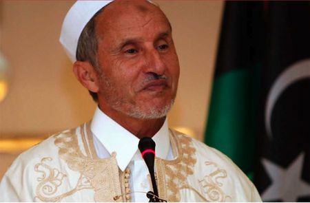 Libya's NTC indefinitely postpone forming new government