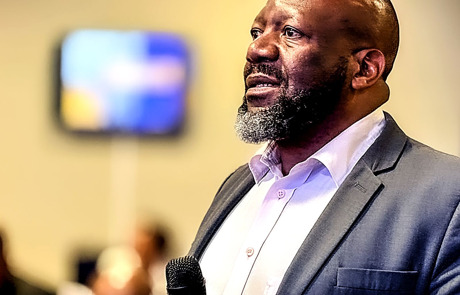 Councillors question suspension of Nelson Mandela Bay traffic chief