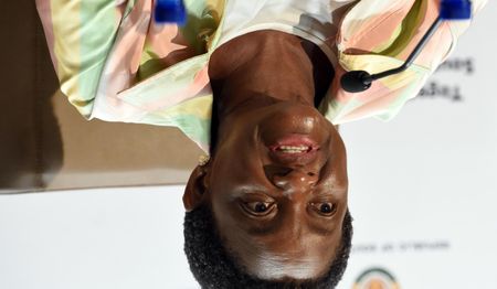 SassaGate: Bathabile Dlamini attacks officials on Twitter while experts suggest Sassa be barred from paying grants