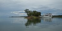 Pick your own island for a picnic. Image: Don Pinnock